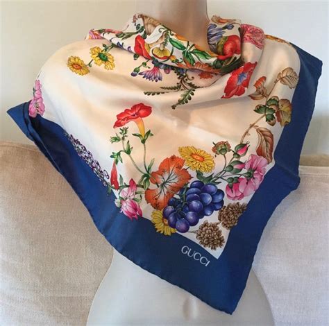 foulard gucci flora vintage|gucci floral scarf.